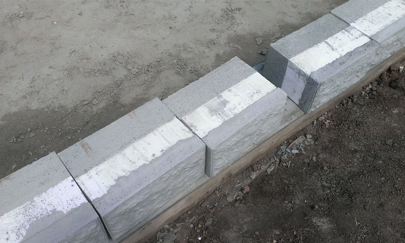 Examens sur l'utilisation de blocs éconergétiques pour la construction de murs à la maison