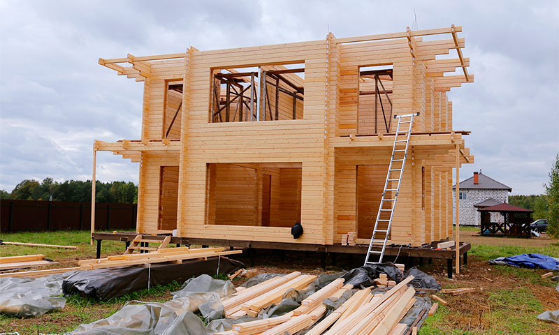La technologie de construction d'une maison à partir d'un faisceau double selon la technologie finlandaise Warm house